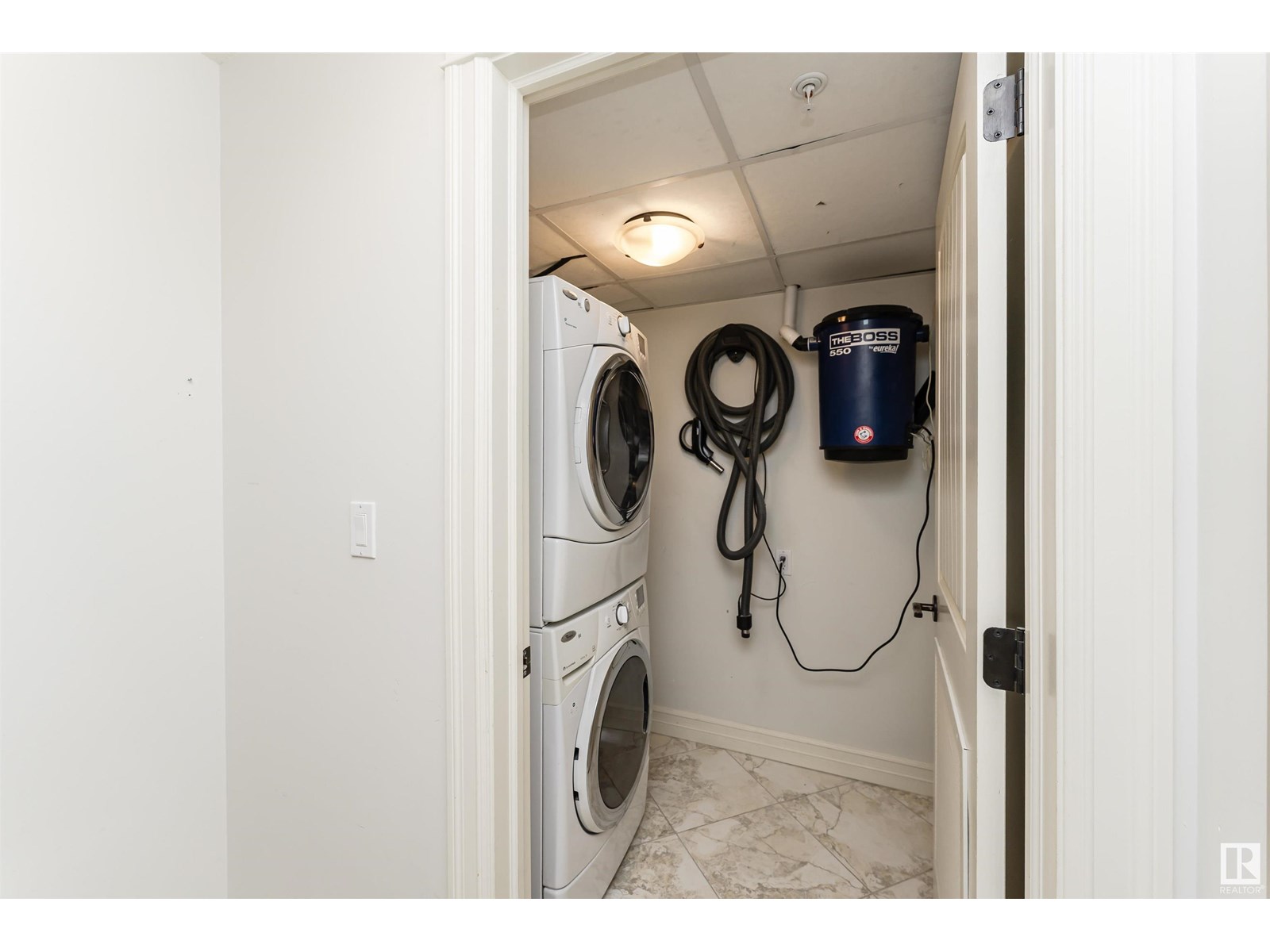 #506 10142 111 St Nw Nw, Edmonton, Alberta  T5K 1K6 - Photo 6 - E4443246