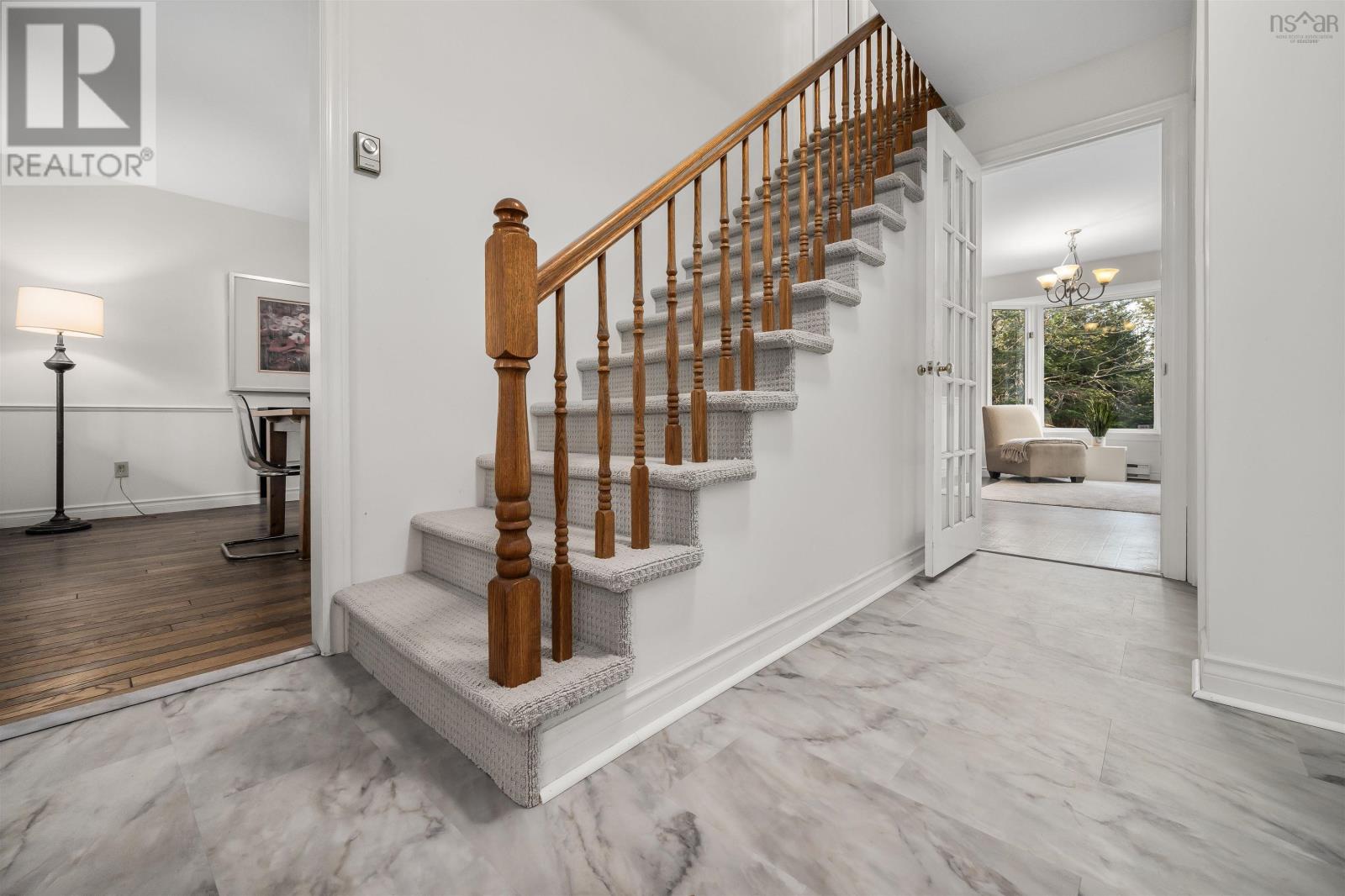Property at 203 Richardson Drive image 3