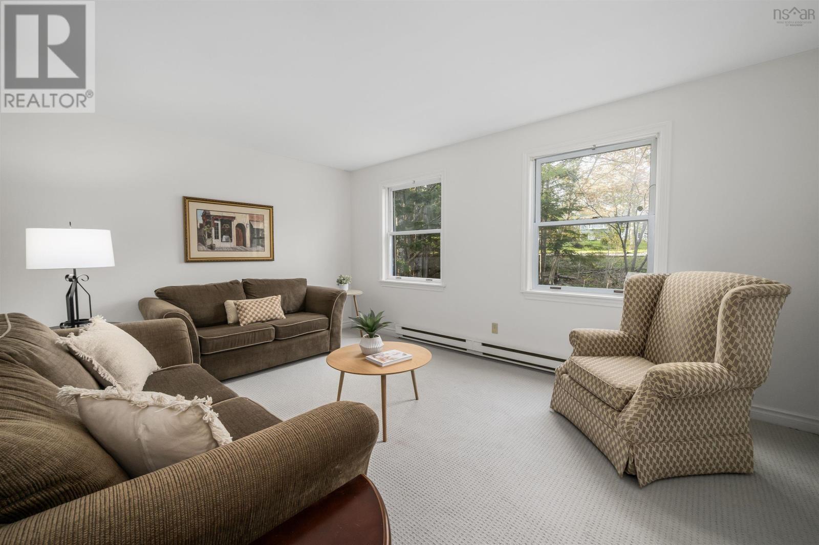 Property at 203 Richardson Drive image 4