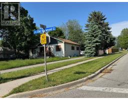 693 OLD HARWOOD AVENUE, Ajax, Ontario