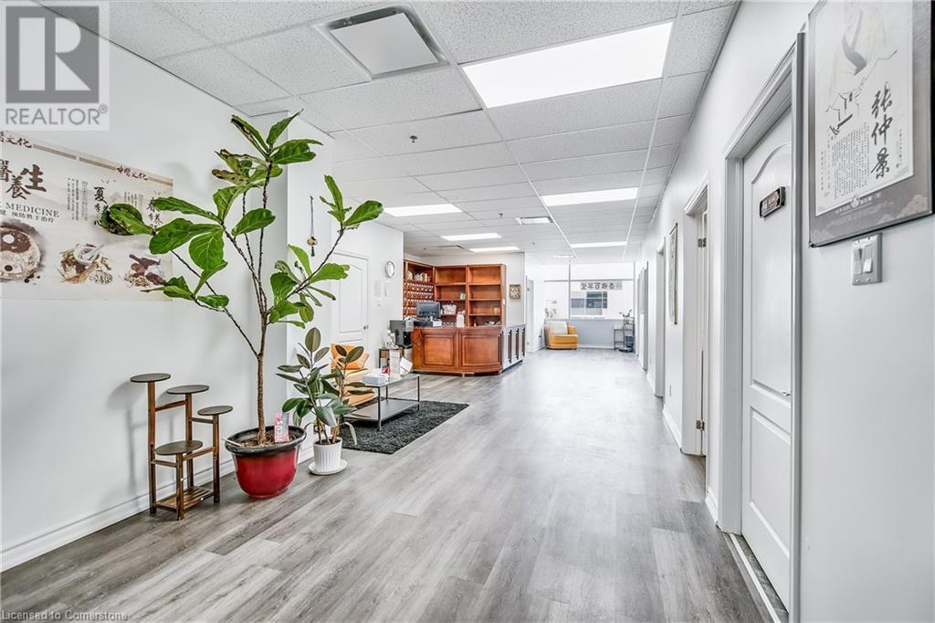 1040 Garner Road W Unit# 207, Ancaster, Ontario  L9G 3K9 - Photo 8 - 40743047