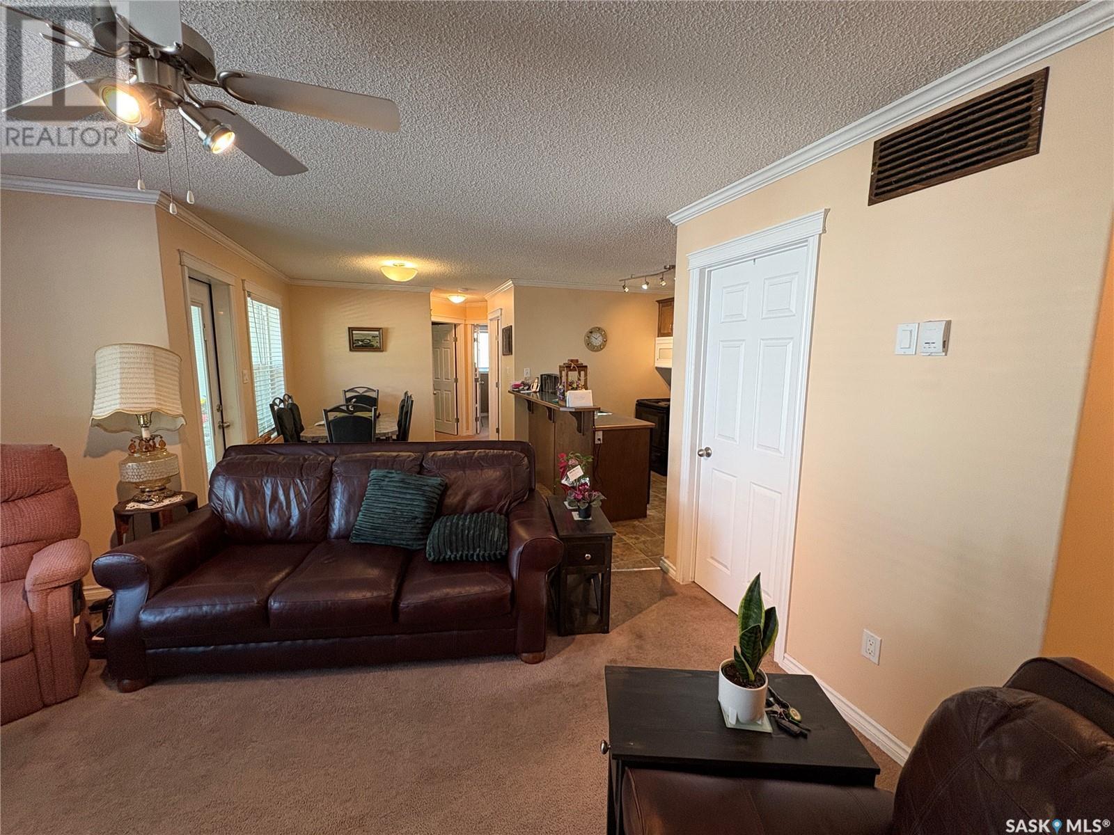 103 120 Wells Avenue, Langenburg, Saskatchewan  S0A 2A0 - Photo 7 - SK010074