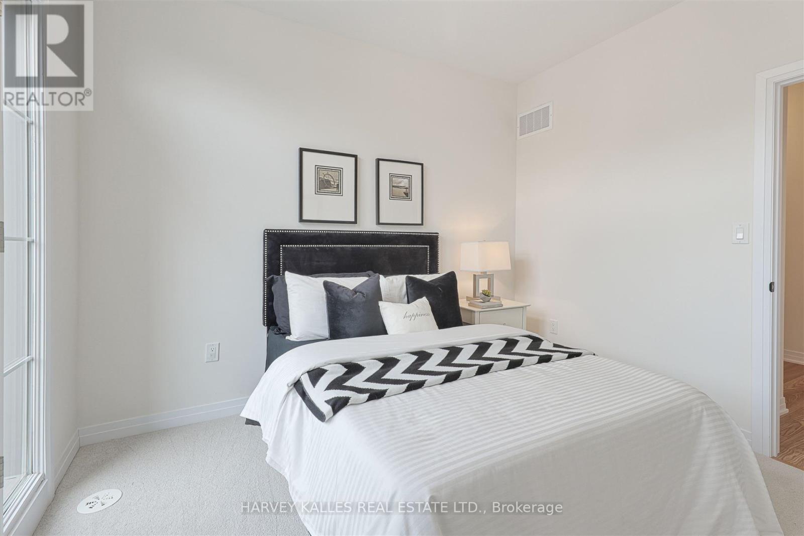 75 De La Roche Drive, Vaughan, Ontario  L4H 4Z2 - Photo 38 - N12233098