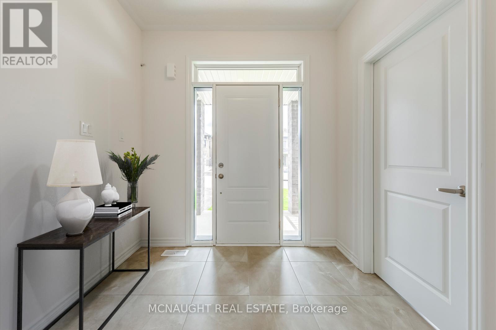 Property at 37 AINSLIE HILL CRESCENT image 2