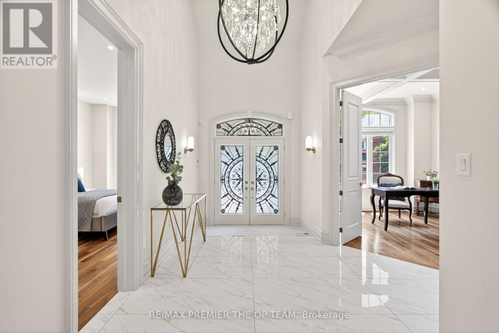 Property at 24 GRAND VELLORE CRESCENT image 4