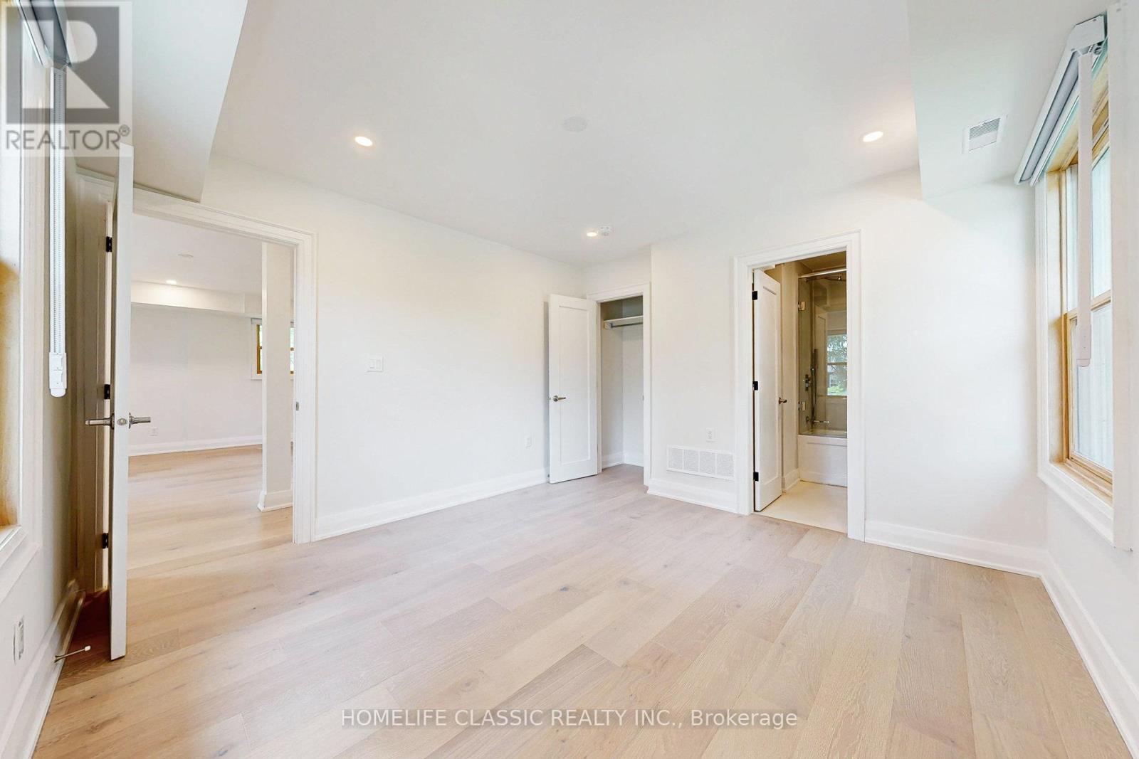 Unit A - 33 Centre Street, Vaughan (Crestwood-Springfarm-Yorkhill), Ontario  L4J 1G1 - Photo 17 - N12233508