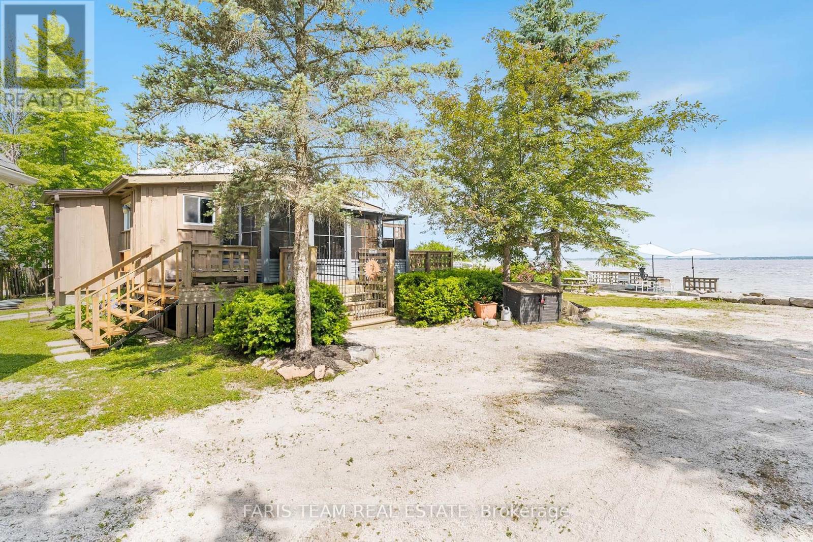 Property at 4 SCHOONER LANE image 3