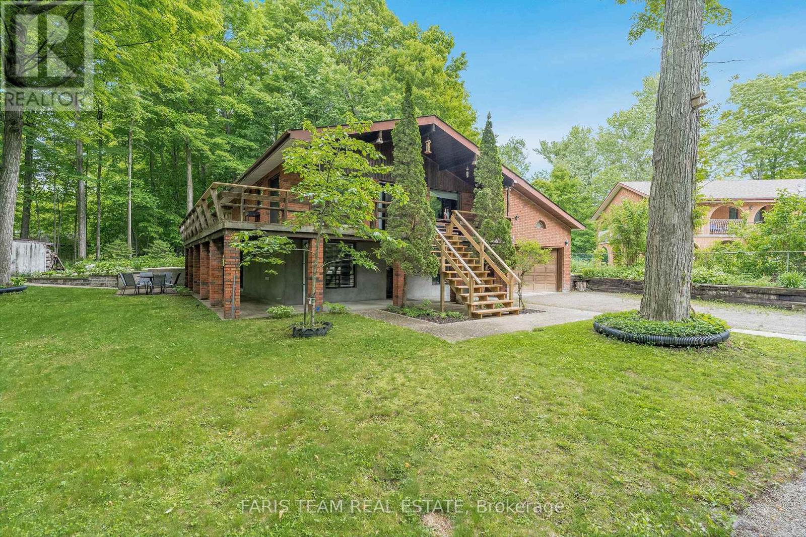 Property at 8 CELESTINE COURT image 2