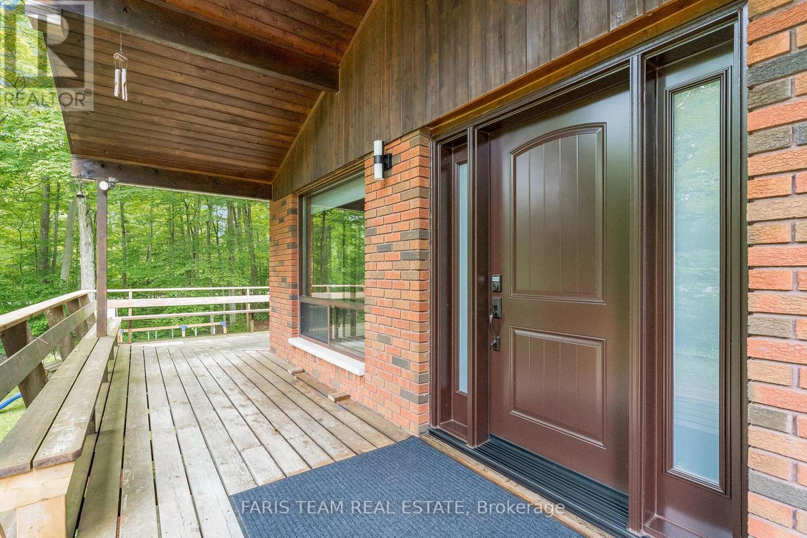 Property at 8 CELESTINE COURT image 3