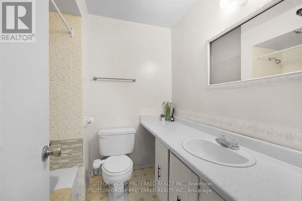 248 - 700 Osgoode Drive, London South, Ontario  N6E 2H1 - Photo 28 - X12233707