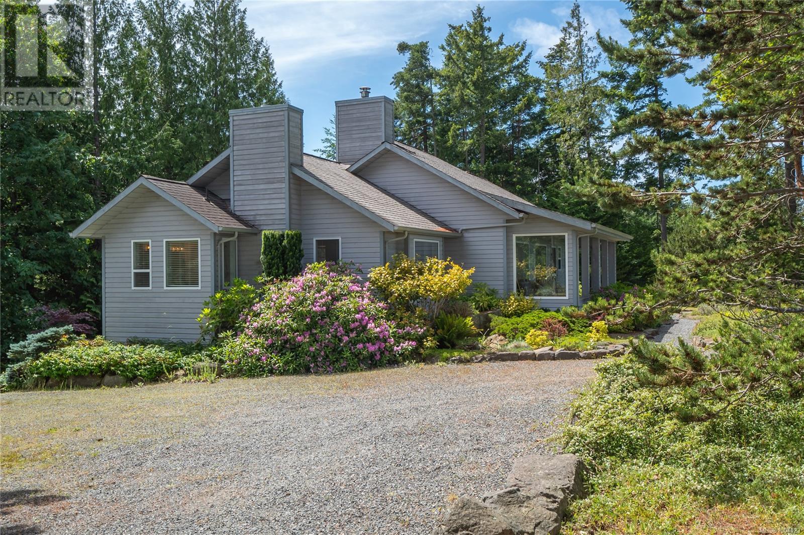 Property at 2660 Kevan Dr image 5