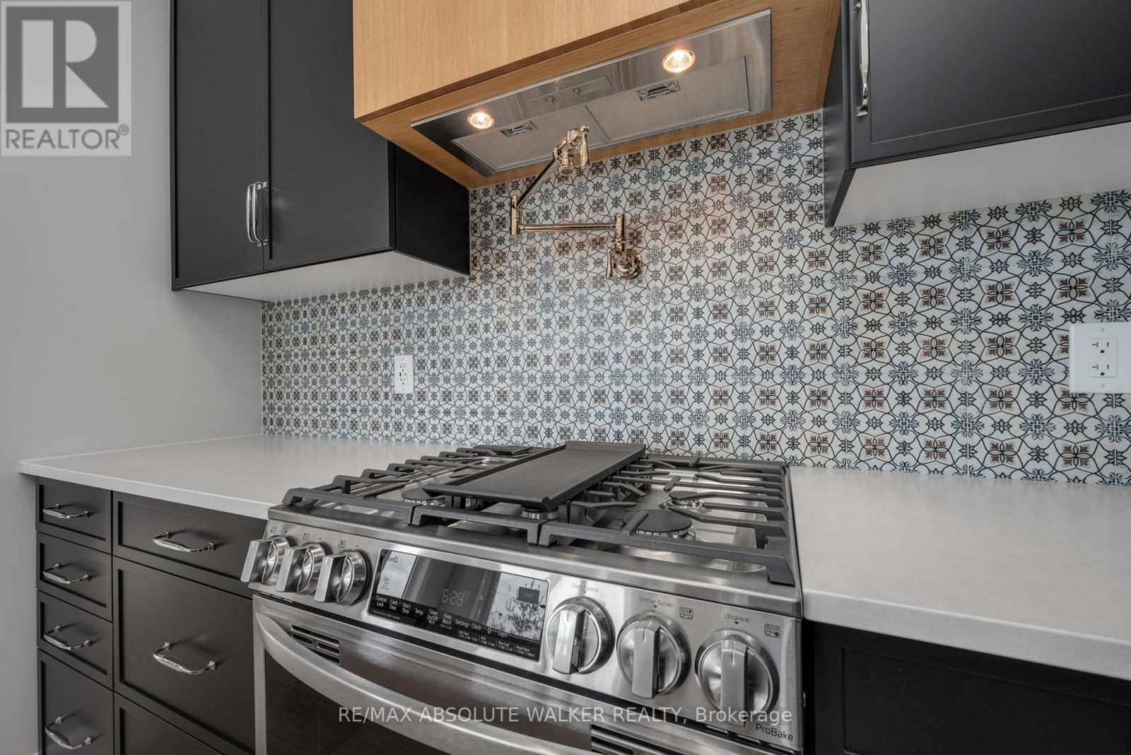 231 L'etang Street, Clarence-Rockland, Ontario K4K 0K1 - Photo 11 - X12233588