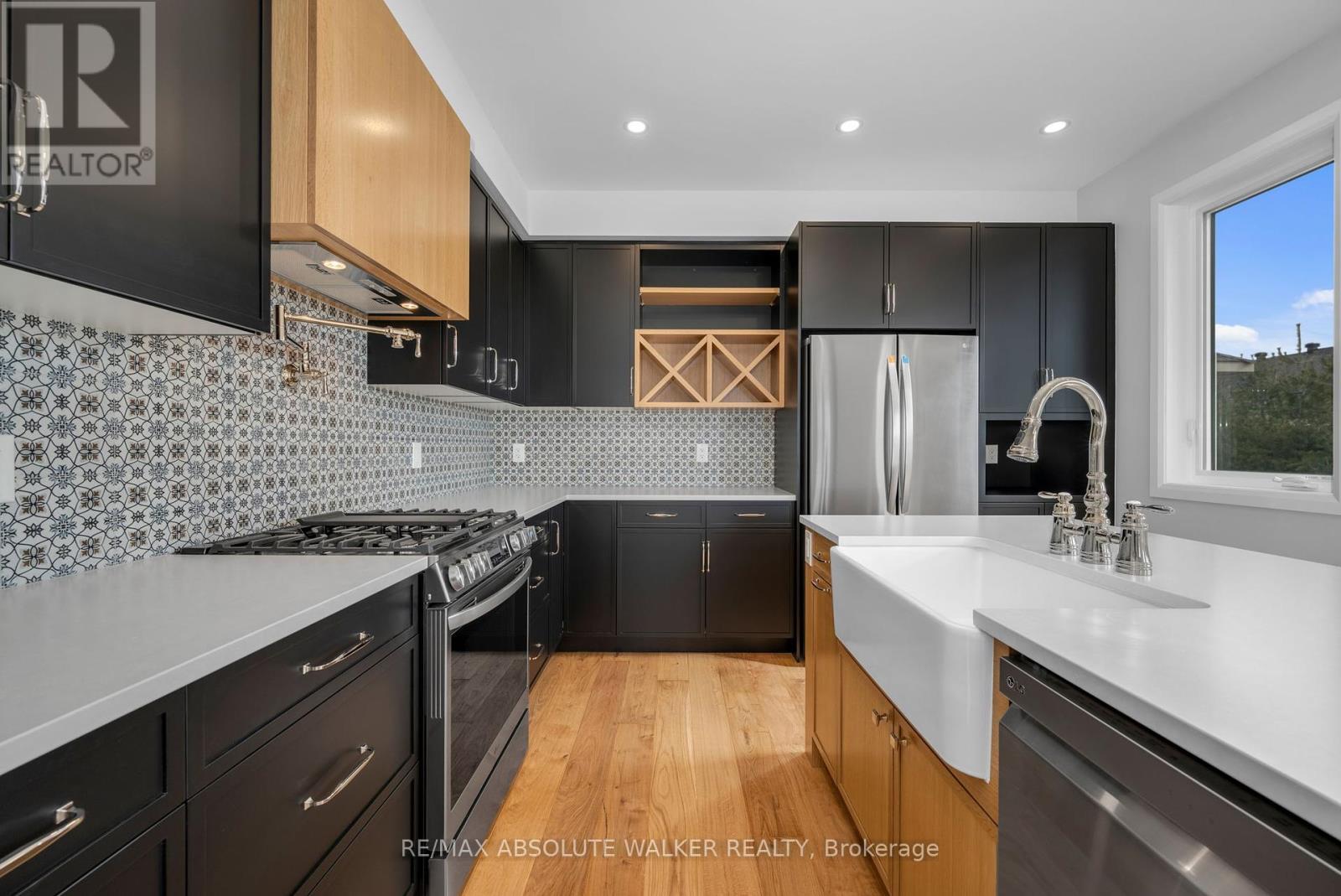 231 L'etang Street, Clarence-Rockland, Ontario K4K 0K1 - Photo 12 - X12233588