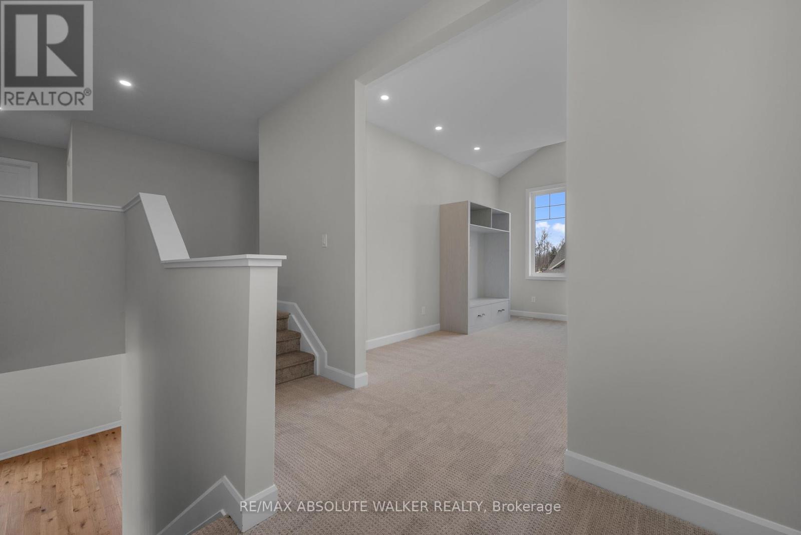 231 L'etang Street, Clarence-Rockland, Ontario K4K 0K1 - Photo 14 - X12233588