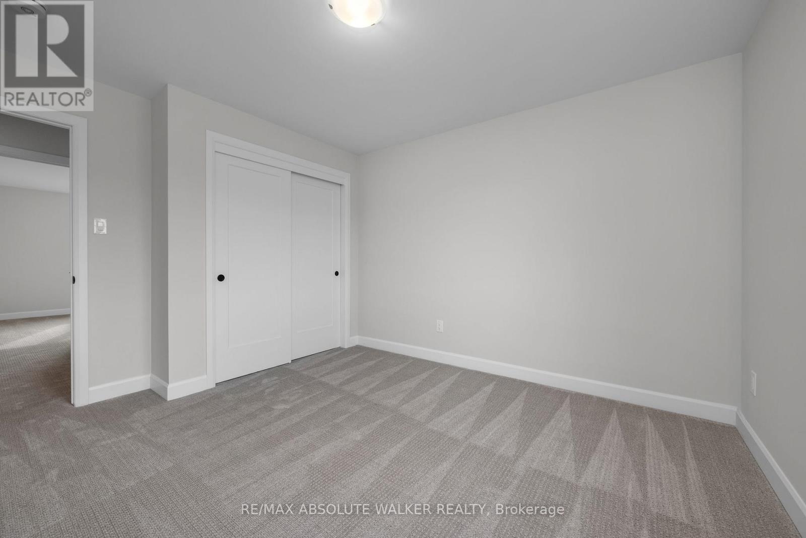 231 L'etang Street, Clarence-Rockland, Ontario K4K 0K1 - Photo 24 - X12233588