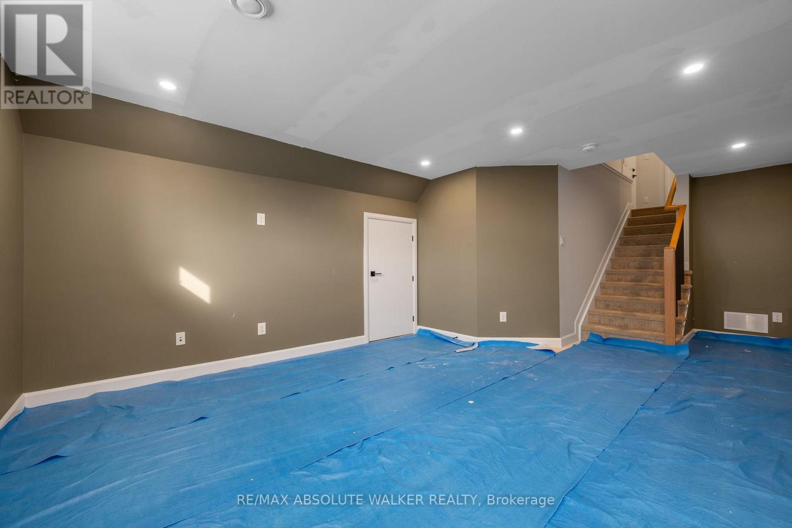 231 L'etang Street, Clarence-Rockland, Ontario K4K 0K1 - Photo 31 - X12233588