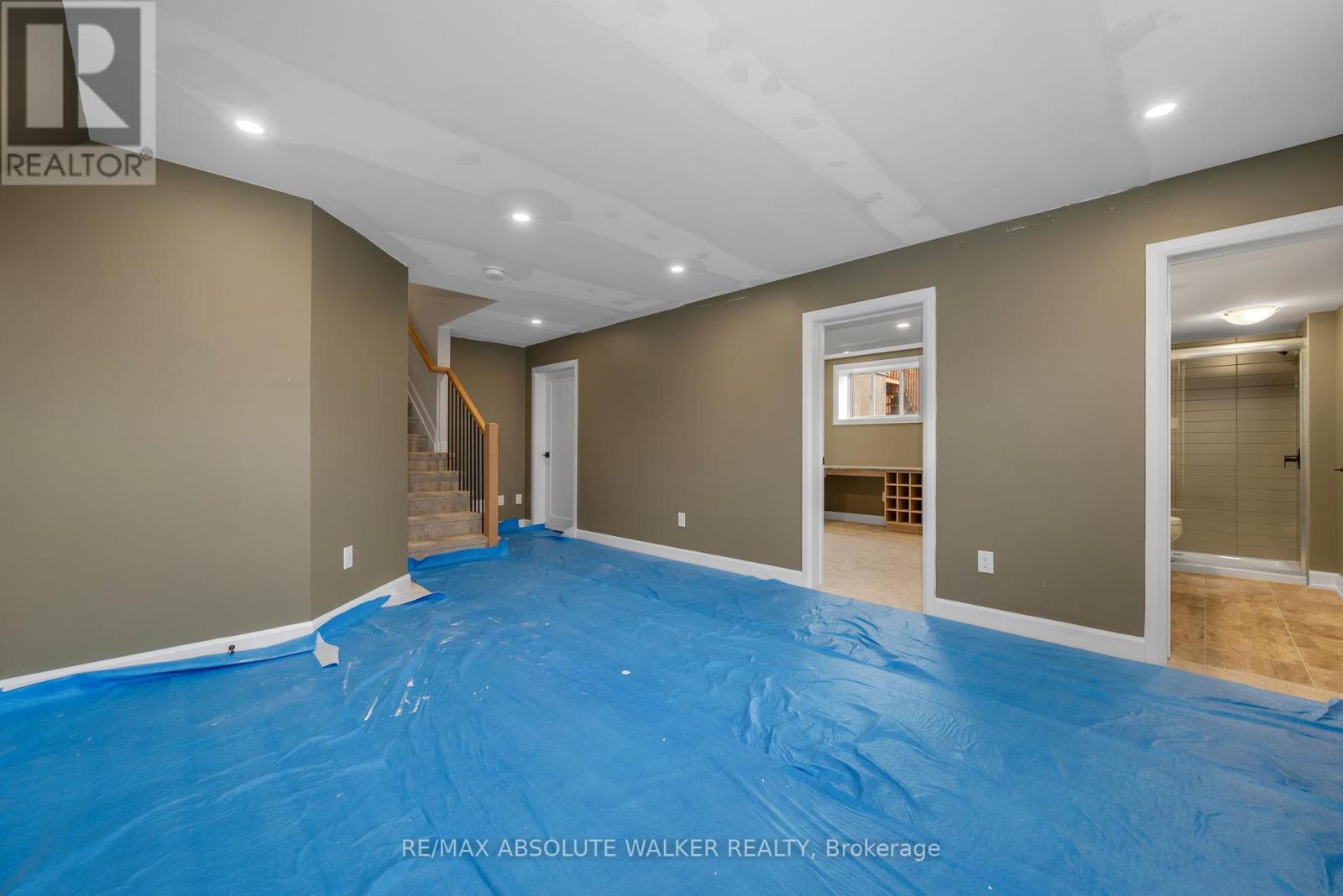 231 L'etang Street, Clarence-Rockland, Ontario K4K 0K1 - Photo 32 - X12233588