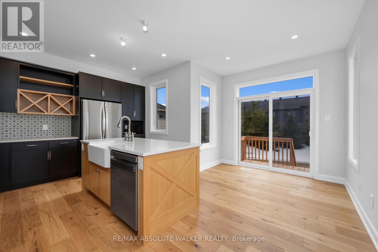 231 L'etang Street, Clarence-Rockland, Ontario K4K 0K1 - Photo 9 - X12233588