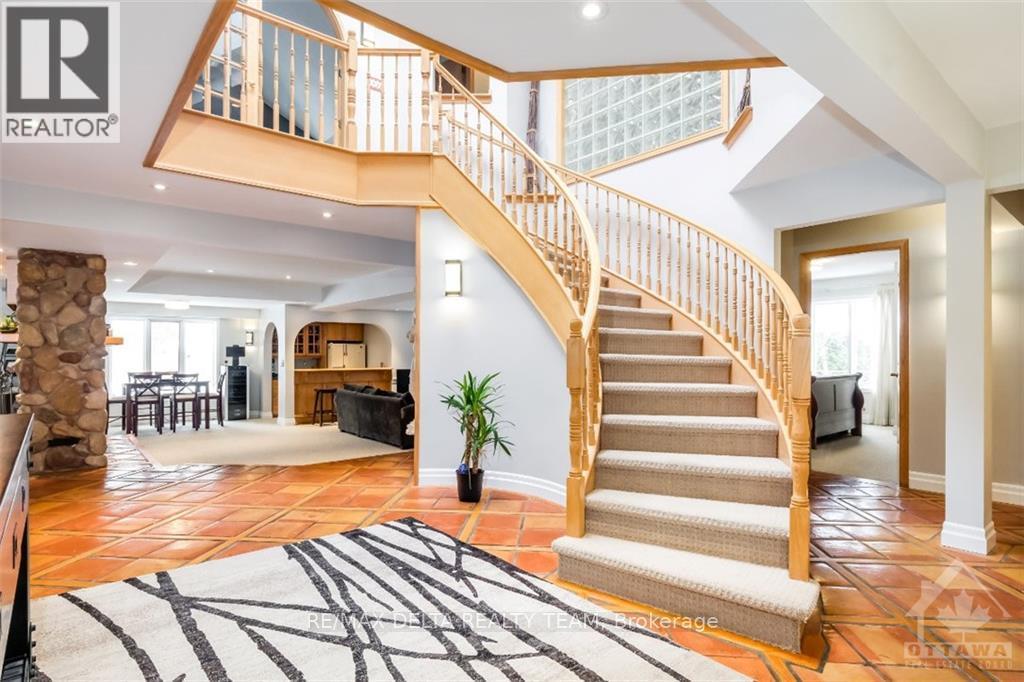 Property at 4 ALEUTIAN ROAD image 4
