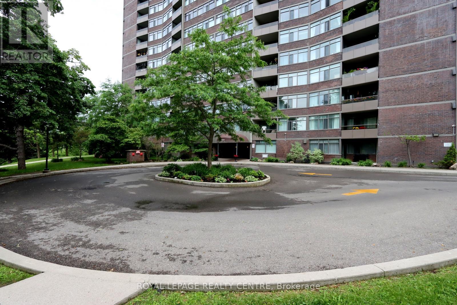 Property at 701 - 3100 KIRWIN AVENUE image 2