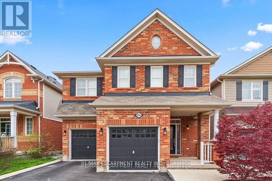 Property at 255 MONAGHAN CRESCENT E image 2