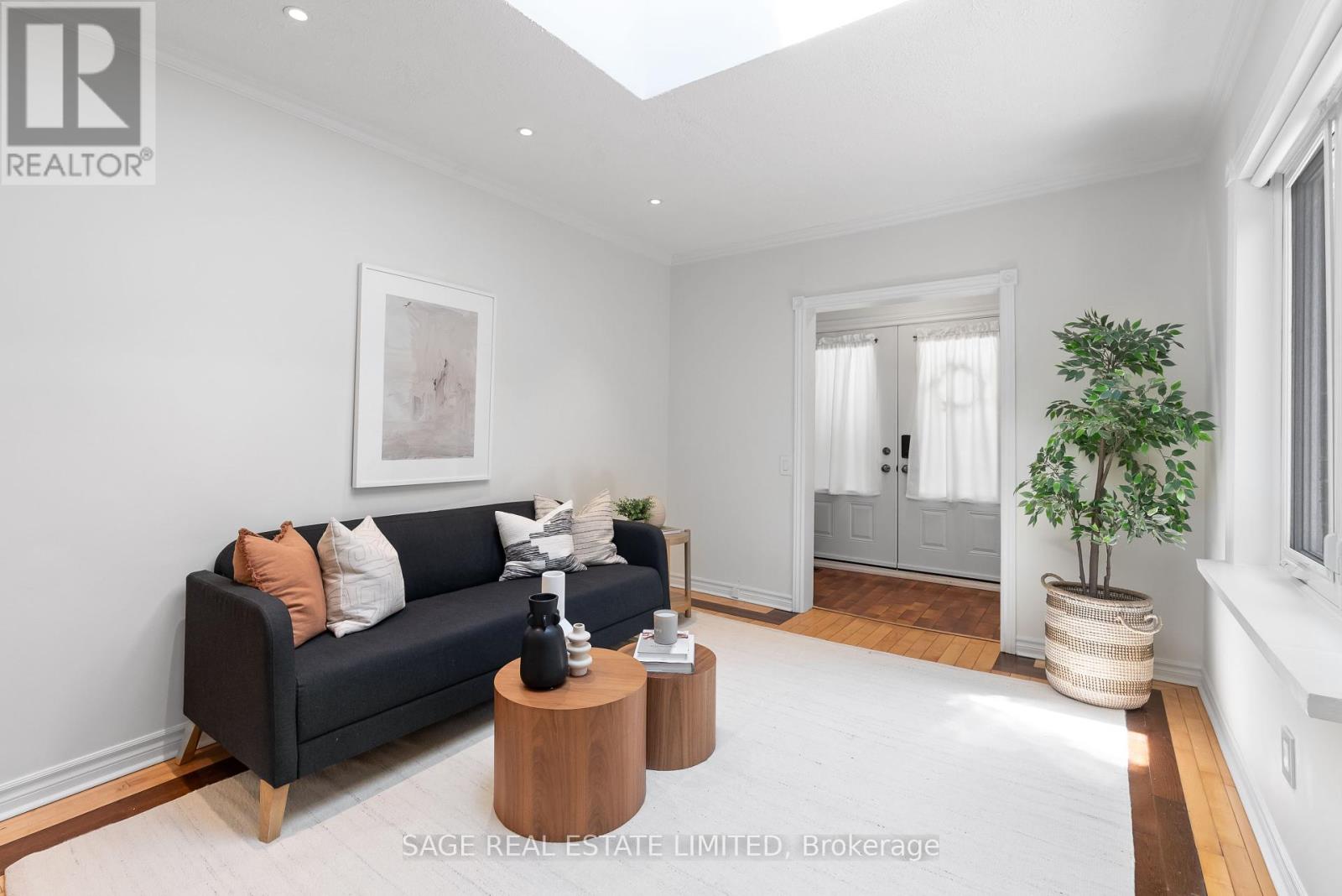 Property at 4047 OLD DUNDAS STREET image 5