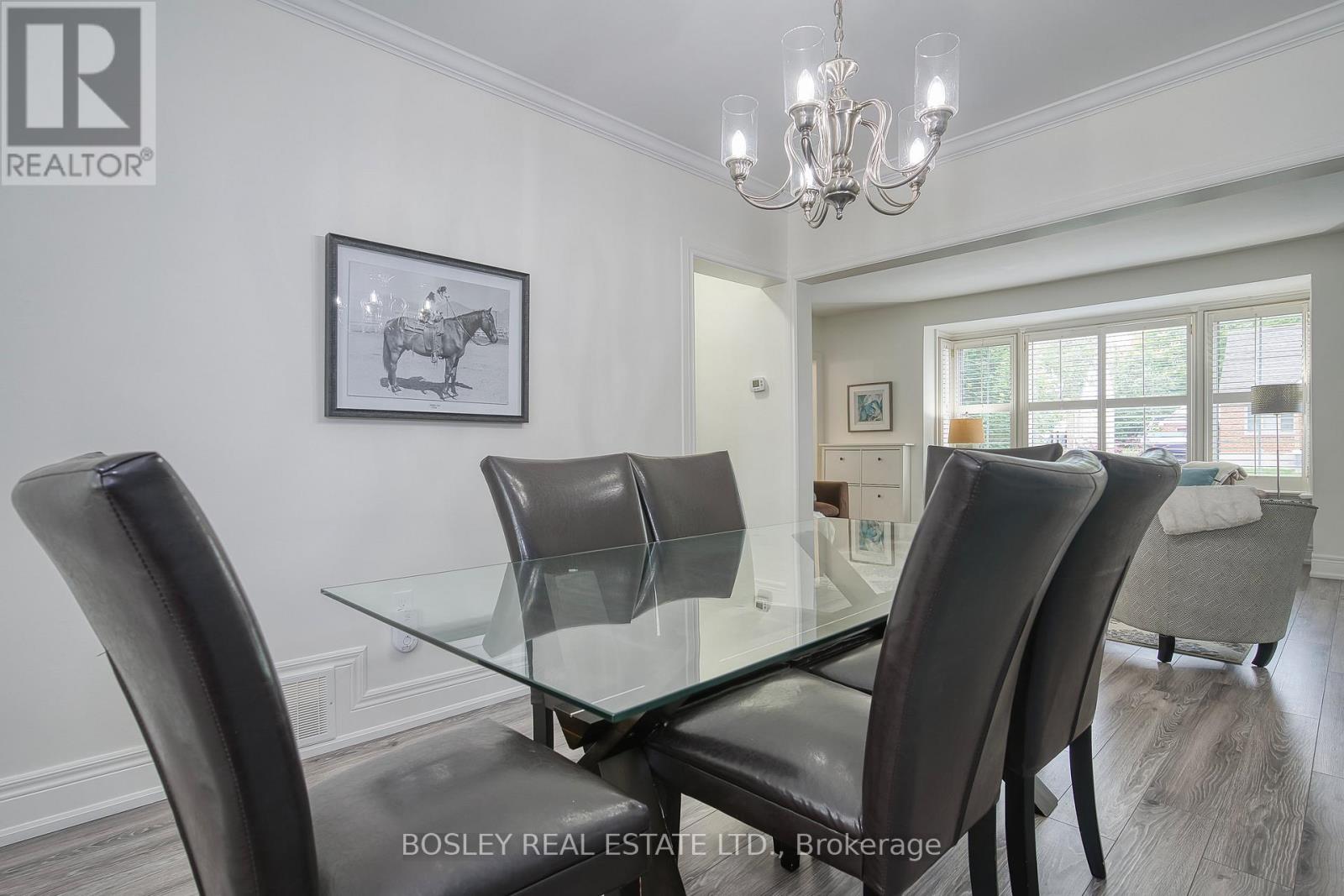 23 Farnsworth Drive, Toronto (Humberlea-Pelmo Park), Ontario  M9N 2Z5 - Photo 18 - W12233396