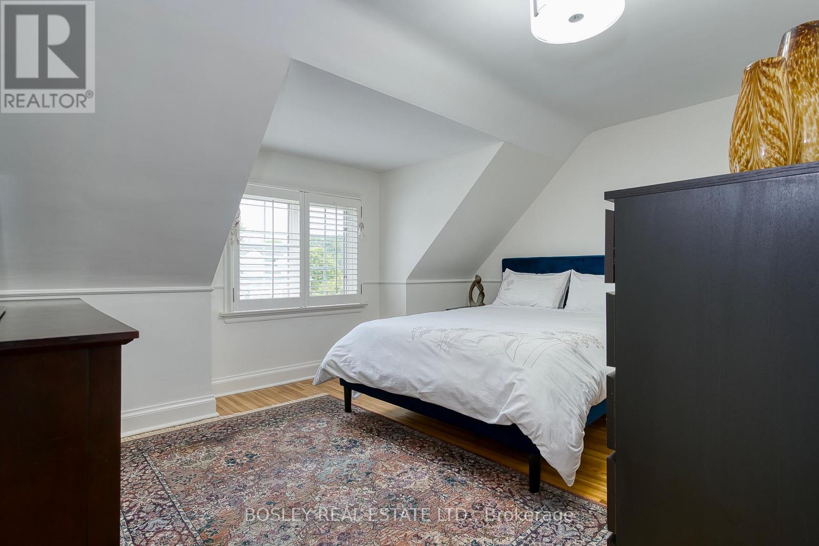 23 Farnsworth Drive, Toronto (Humberlea-Pelmo Park), Ontario  M9N 2Z5 - Photo 34 - W12233396