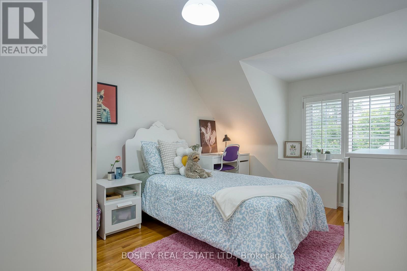 23 Farnsworth Drive, Toronto (Humberlea-Pelmo Park), Ontario  M9N 2Z5 - Photo 35 - W12233396