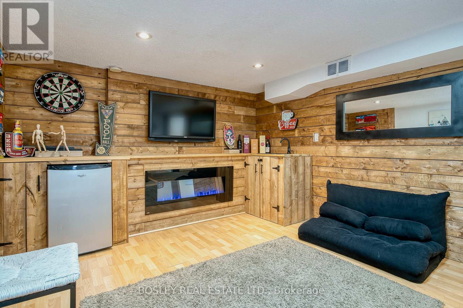 23 Farnsworth Drive, Toronto (Humberlea-Pelmo Park), Ontario  M9N 2Z5 - Photo 41 - W12233396