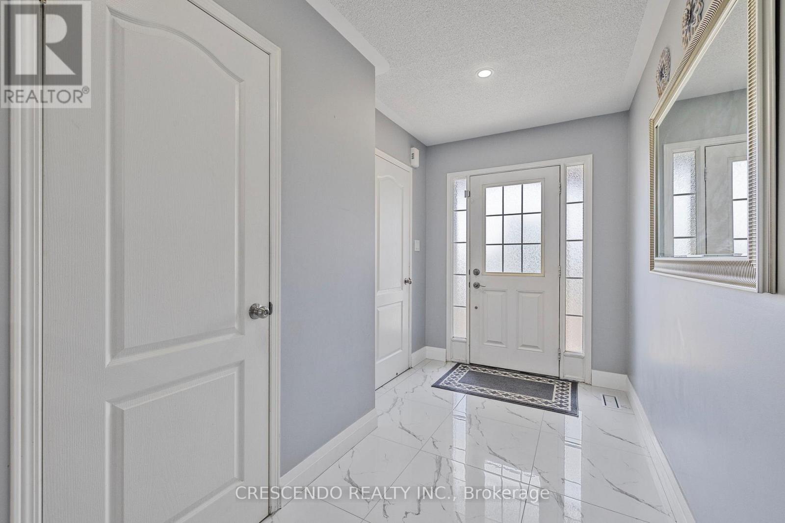 Property at 42 NAPOLEON CRESCENT image 4