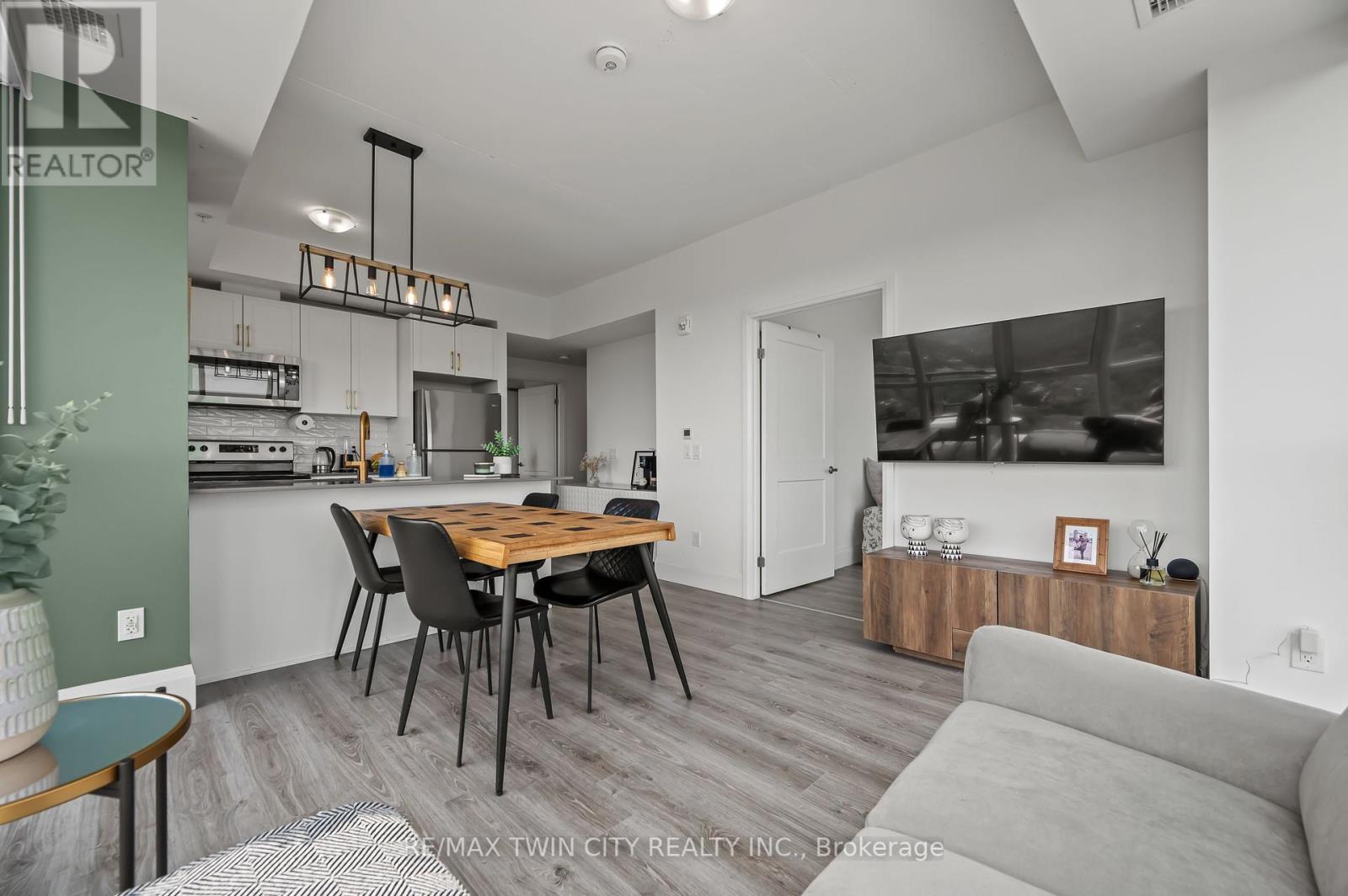 2305 - 108 Garment Street, Kitchener, Ontario  N2G 2B3 - Photo 17 - X12232946