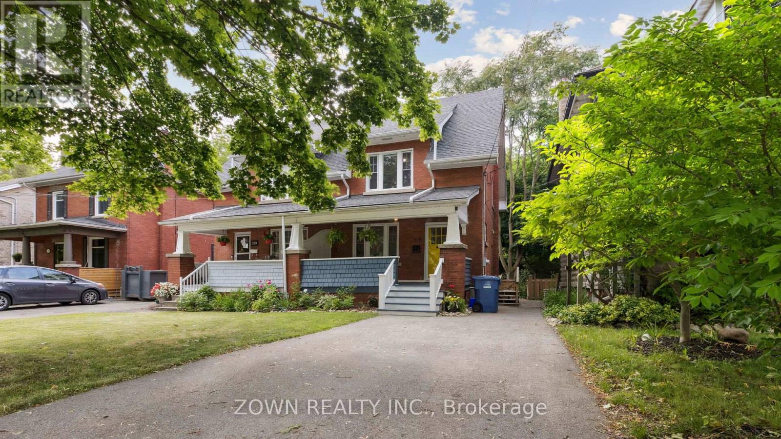 Property at 217 WATERLOO AVENUE image 1