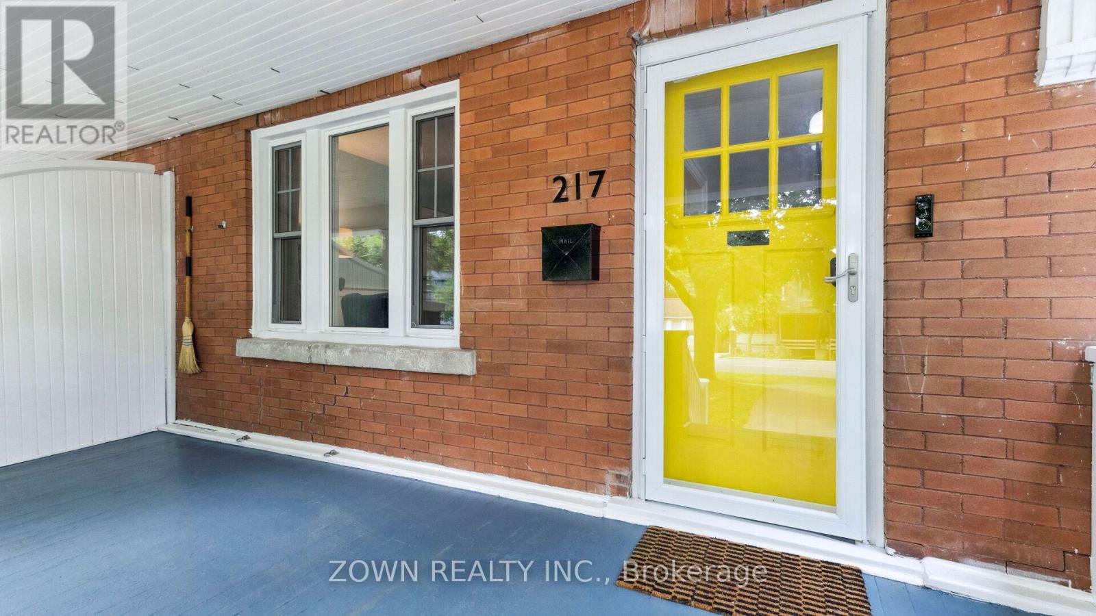 Property at 217 WATERLOO AVENUE image 3