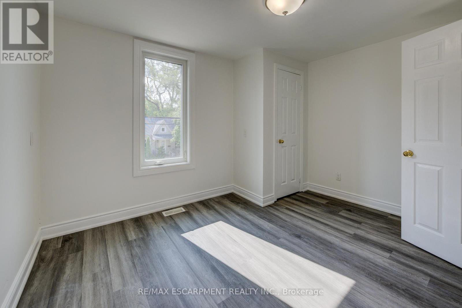57 1/2 Breadalbane Street, Hamilton, Ontario  L8R 3G2 - Photo 15 - X12233049