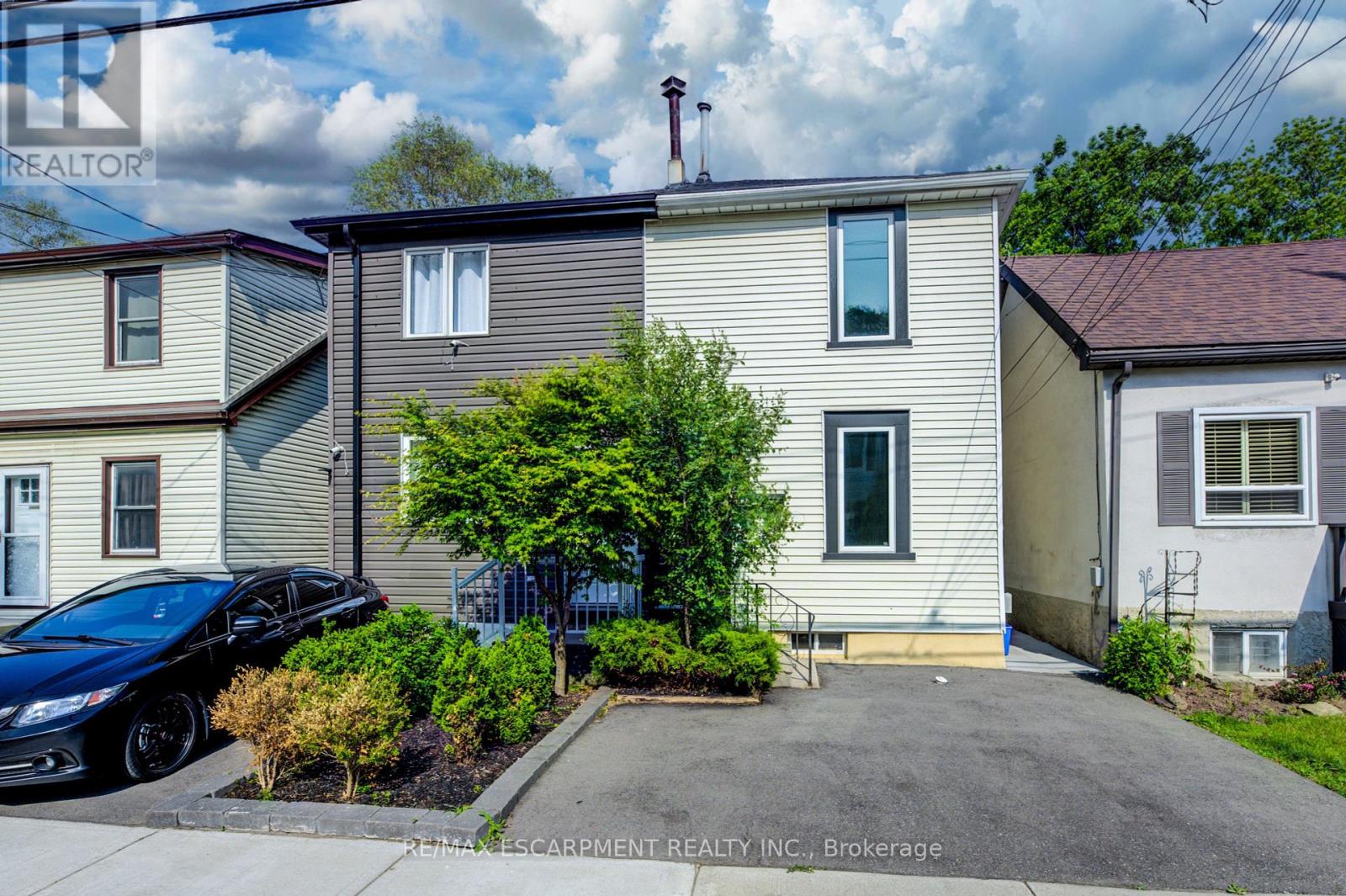57 1/2 Breadalbane Street, Hamilton, Ontario  L8R 3G2 - Photo 3 - X12233049