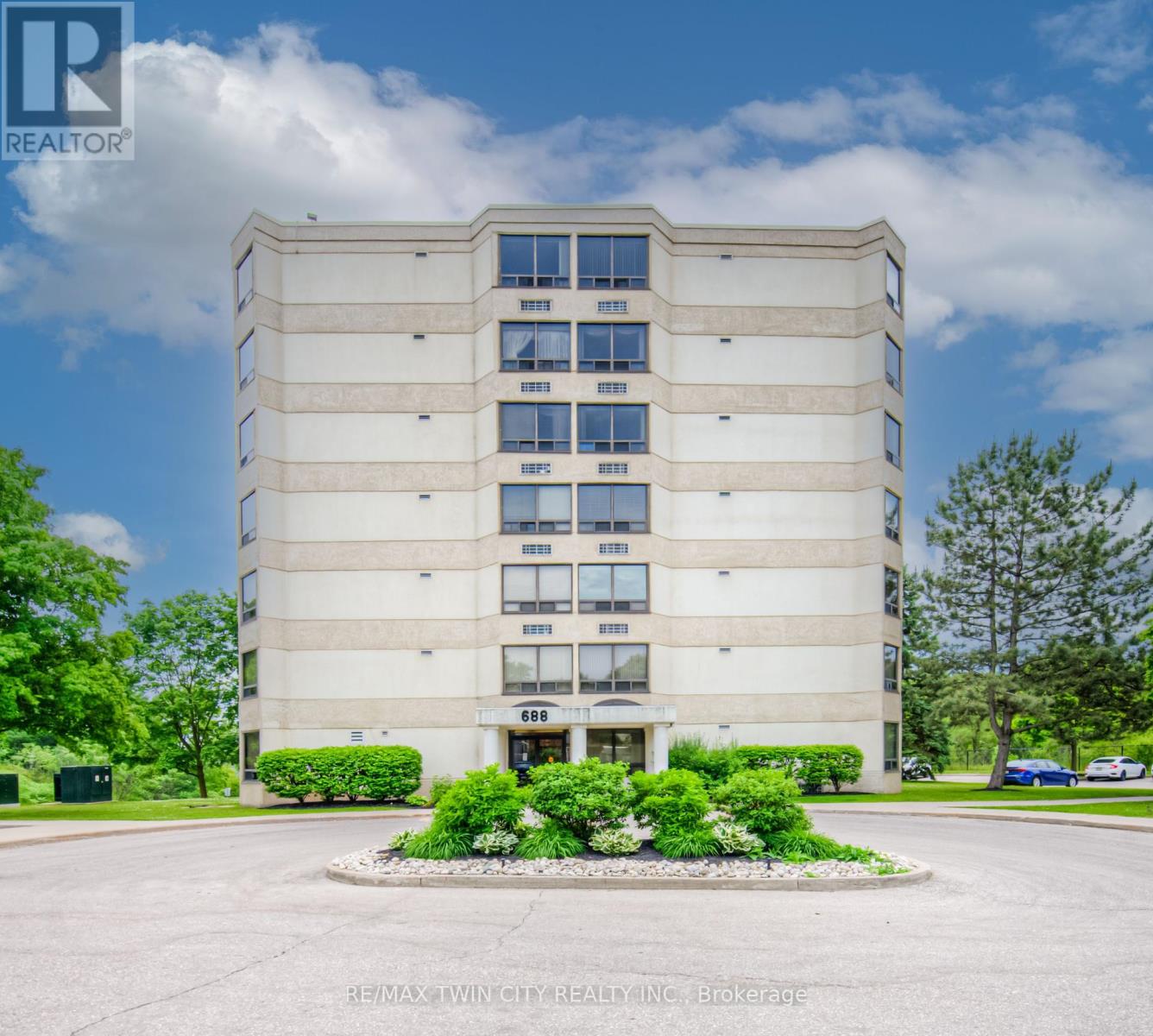 Property at 304 - 688 PRESTON PARKWAY image 2