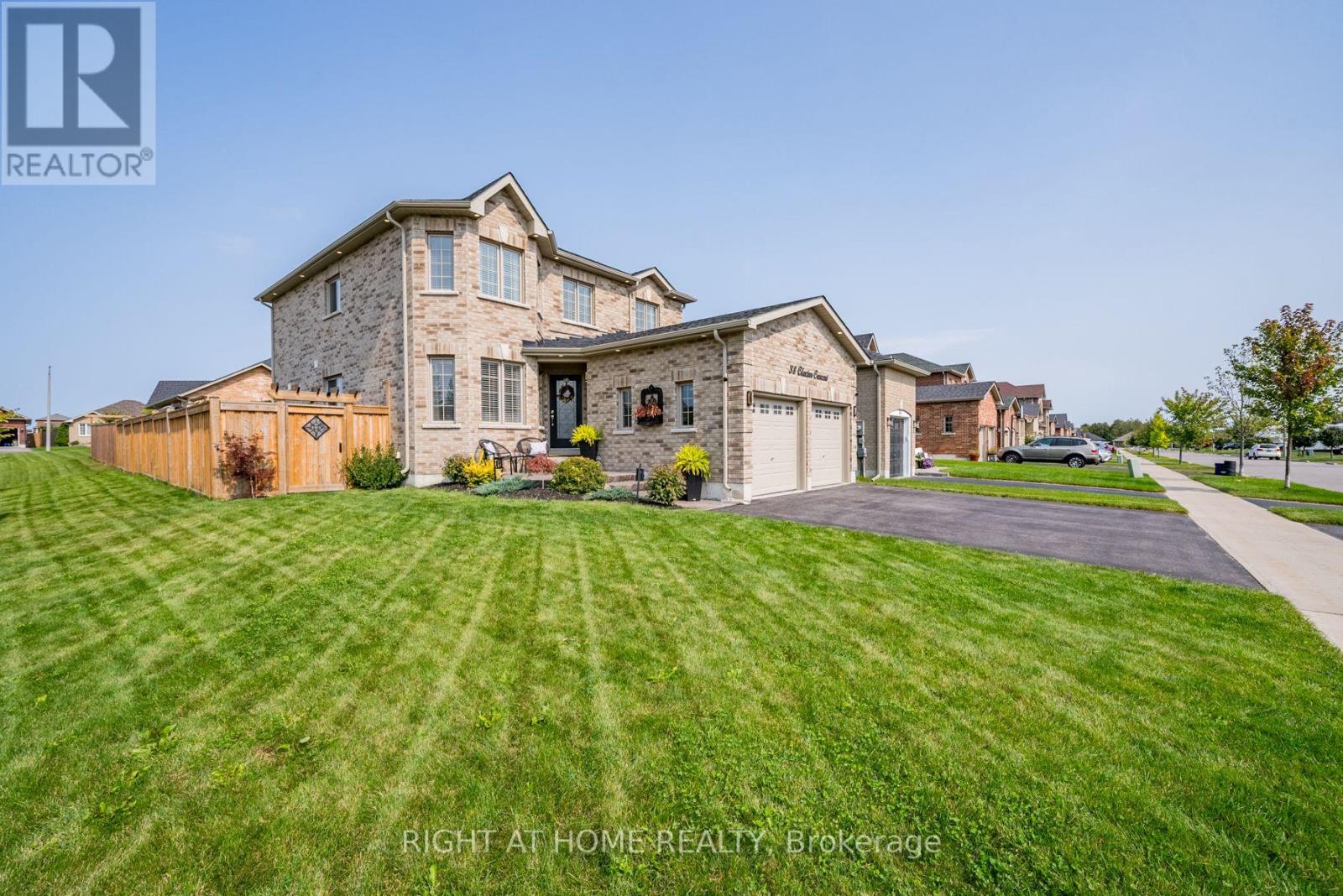 Property at 38 CLAXTON CRESCENT image 1