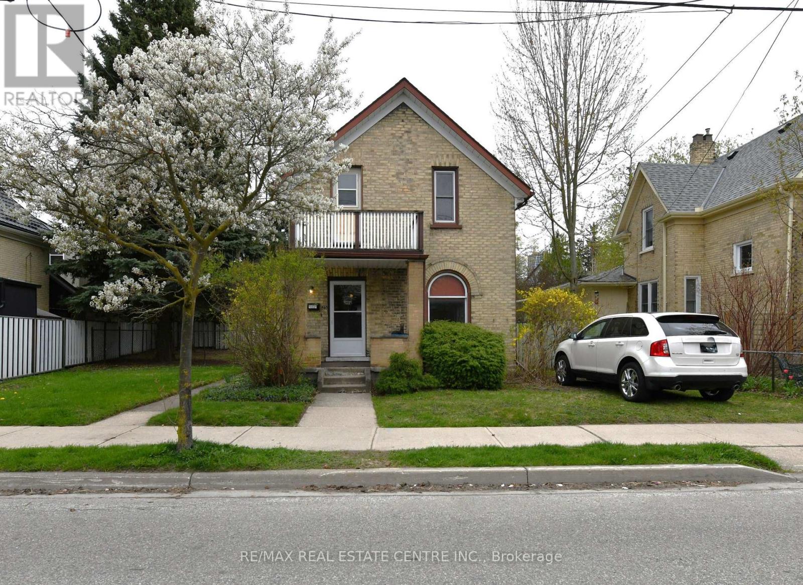 Property at 25 GUELPH STREET image 3