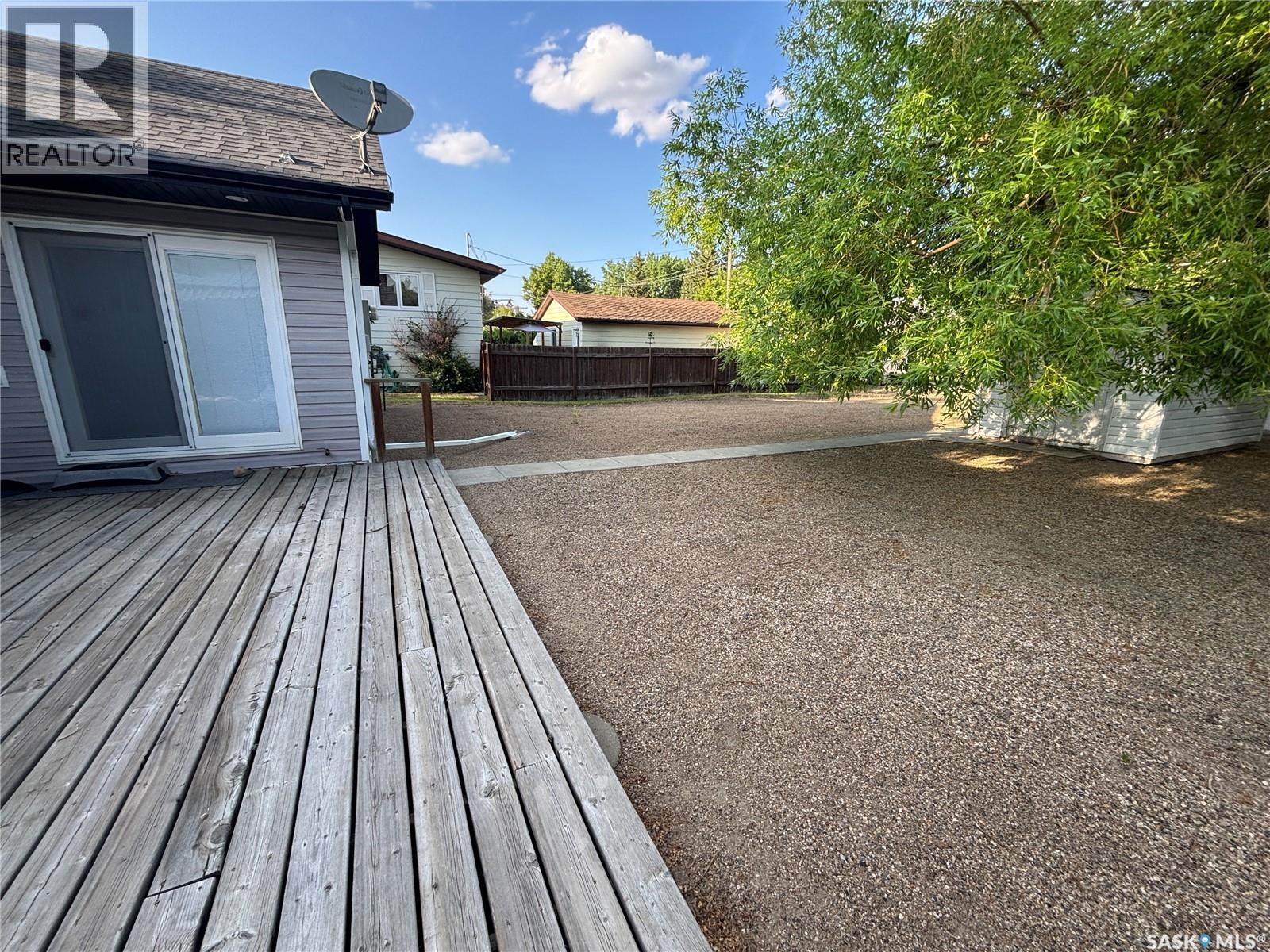 312 Cypress Street, Maple Creek, Saskatchewan  S0N 1N0 - Photo 5 - SK992354