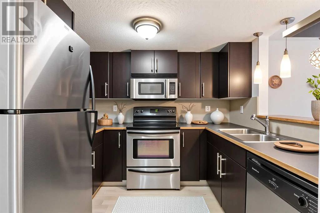 Property at 5205, 27 Grier Place NE image 4