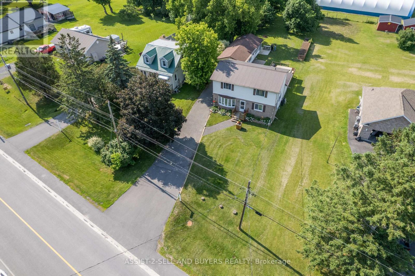Property at 17407 COUNTY RD 18 ROAD image 4