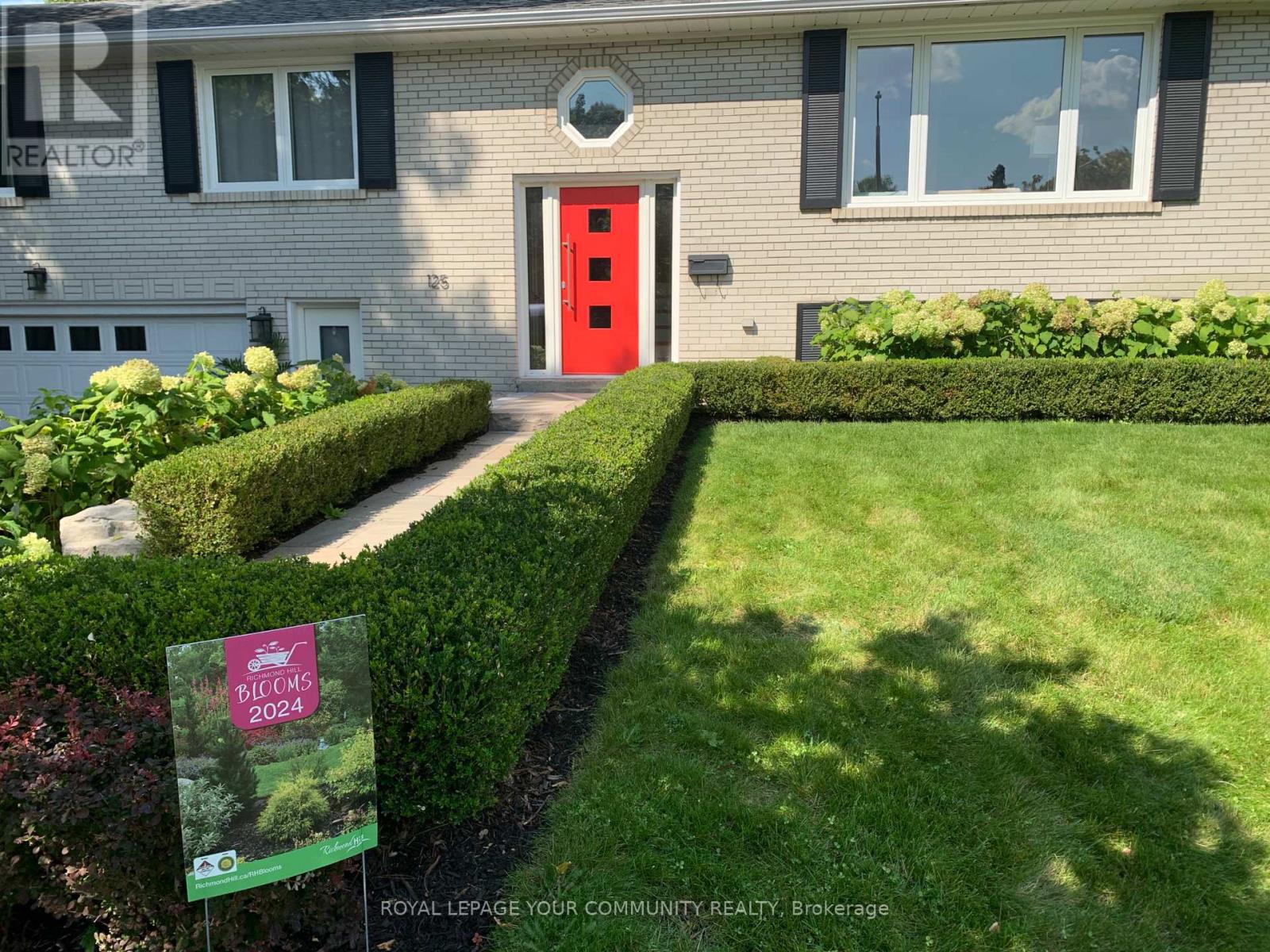 Property at 125 LAVEROCK AVENUE image 5