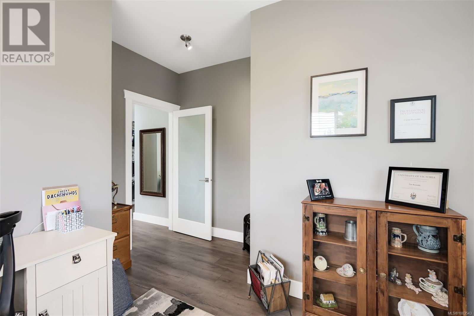 Property at 7123 Jacksons Pl image 3