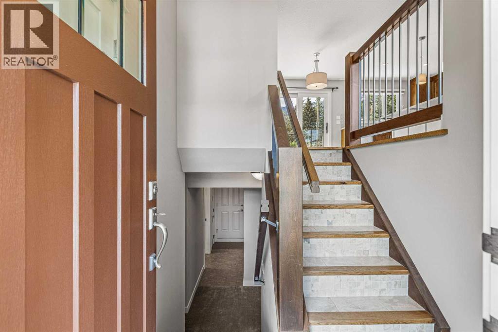 949 13th Street, Canmore, Alberta  T1W 1W4 - Photo 4 - A2189041