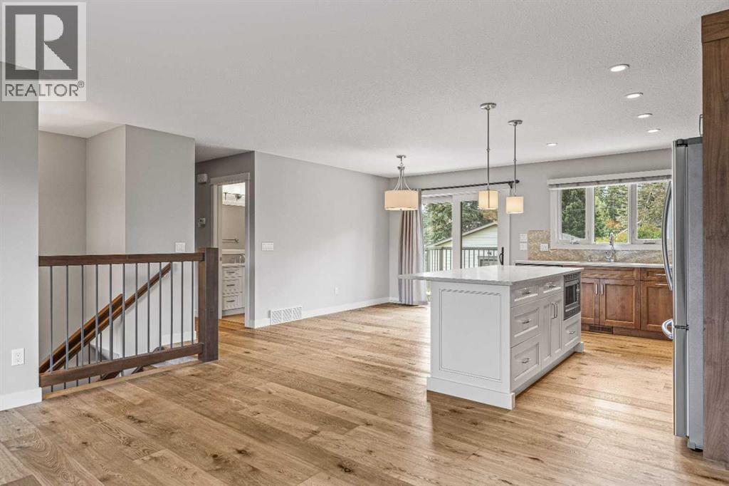 949 13th Street, Canmore, Alberta  T1W 1W4 - Photo 5 - A2189041