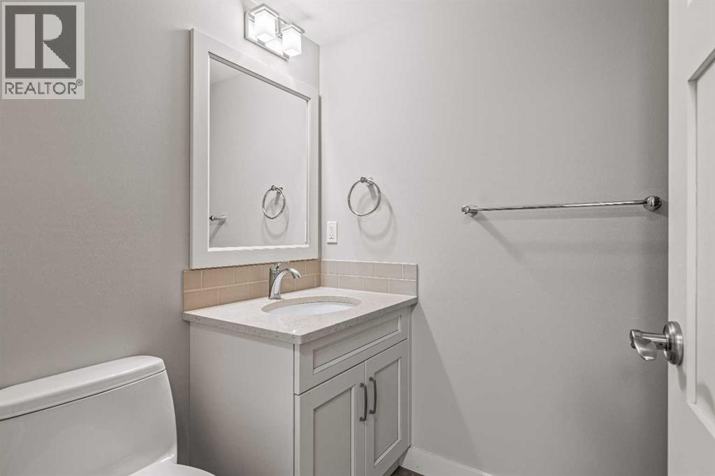 949 13th Street, Canmore, Alberta  T1W 1W4 - Photo 31 - A2189041