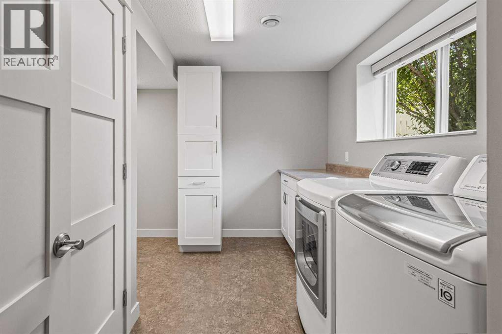 949 13th Street, Canmore, Alberta  T1W 1W4 - Photo 29 - A2189041