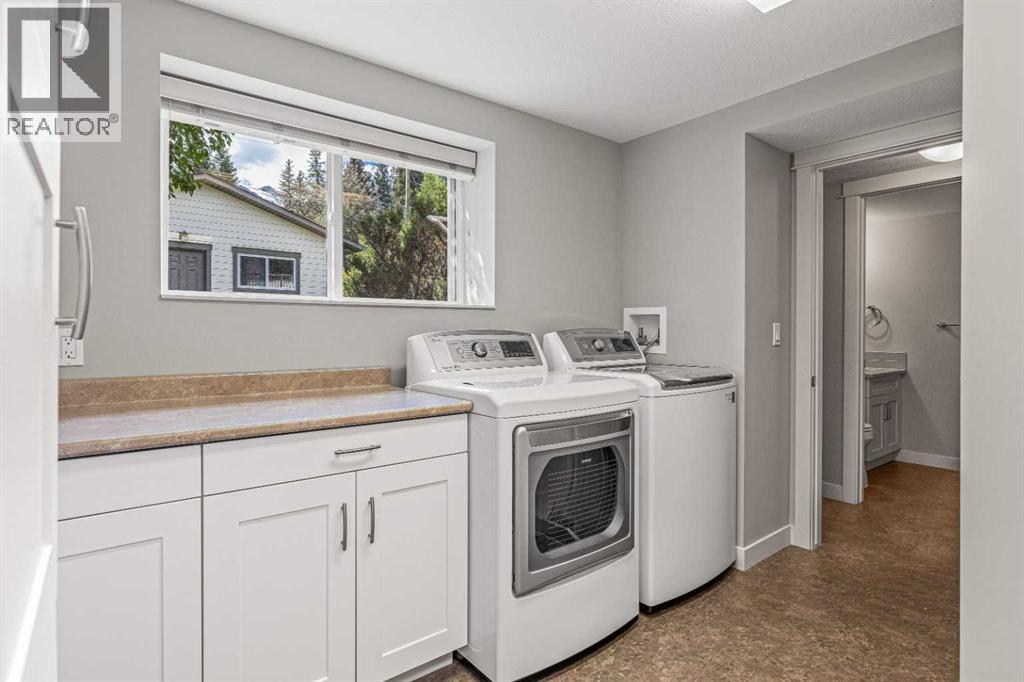 949 13th Street, Canmore, Alberta  T1W 1W4 - Photo 30 - A2189041