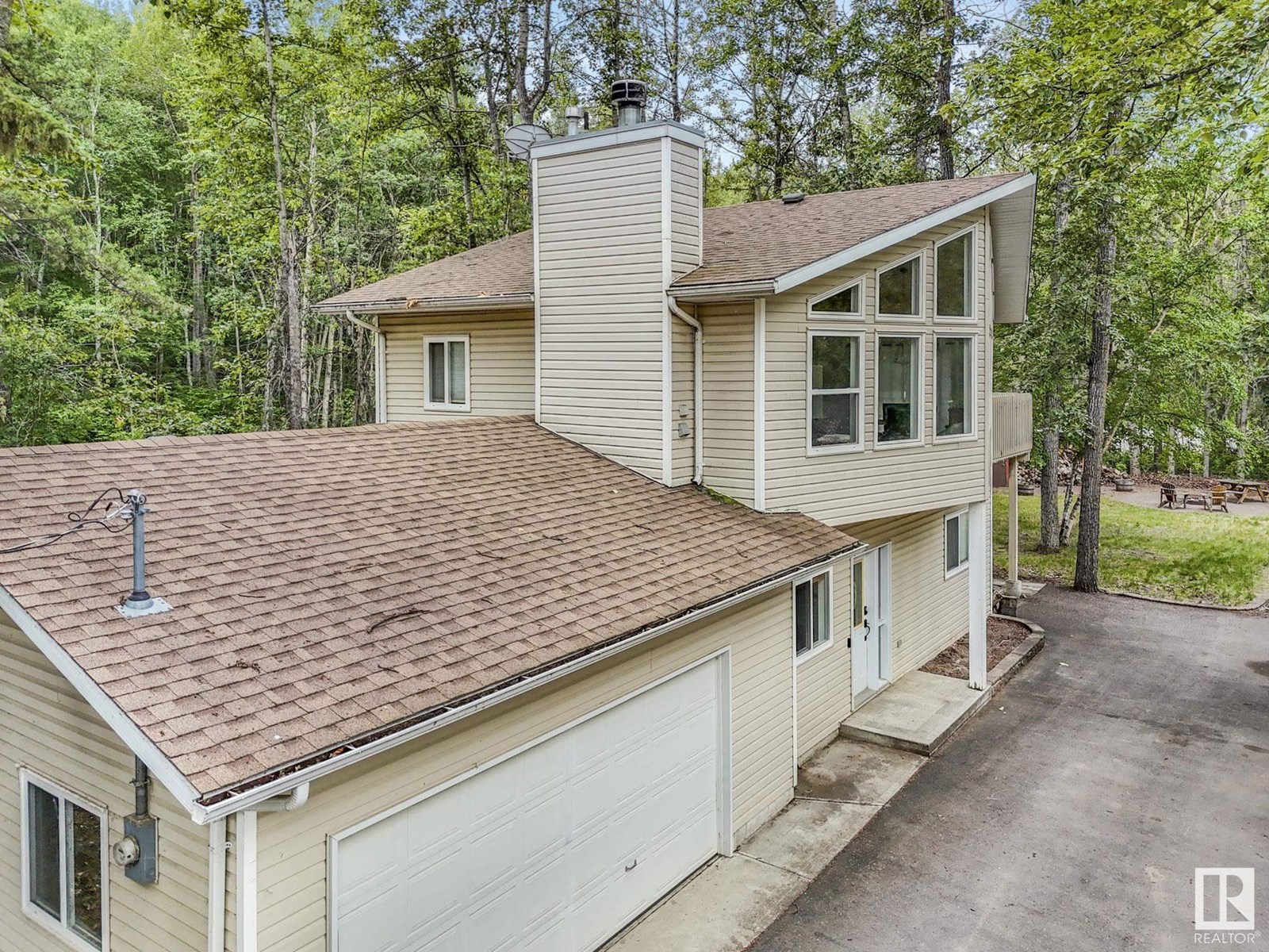 615 Ash St, Rural Sturgeon County, Alberta  T8R 0K4 - Photo 2 - E4443258